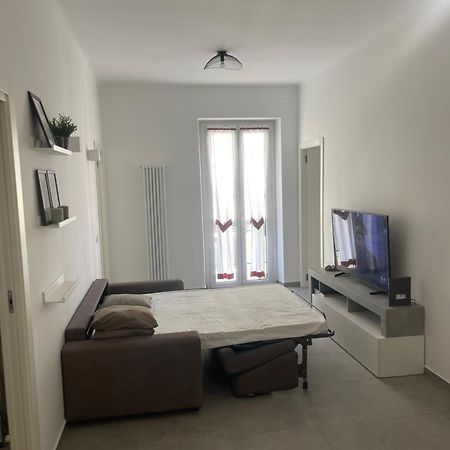 Deluxe Apartment Self Check In Parking Genoa Bagian luar foto