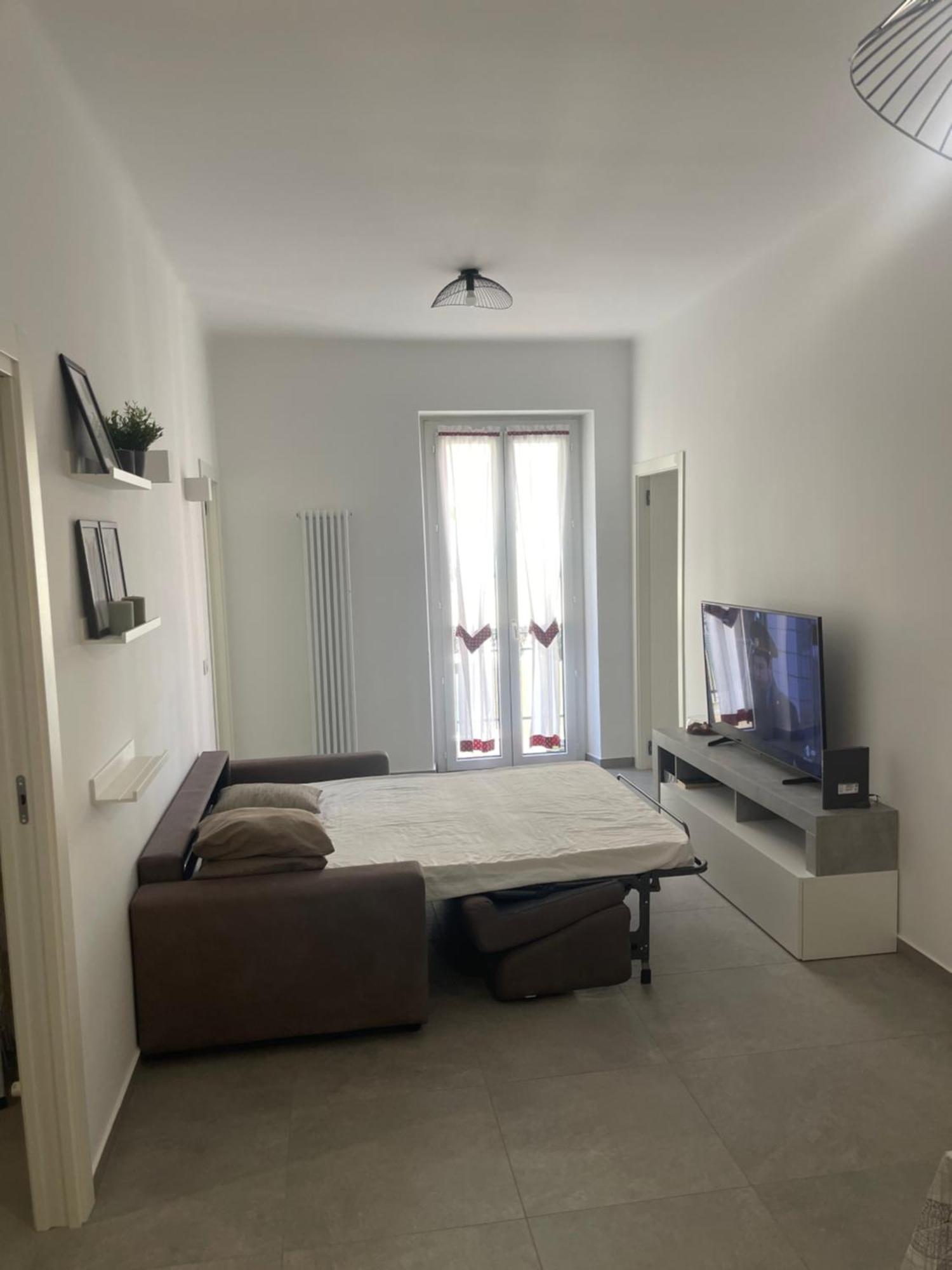 Deluxe Apartment Self Check In Parking Genoa Bagian luar foto